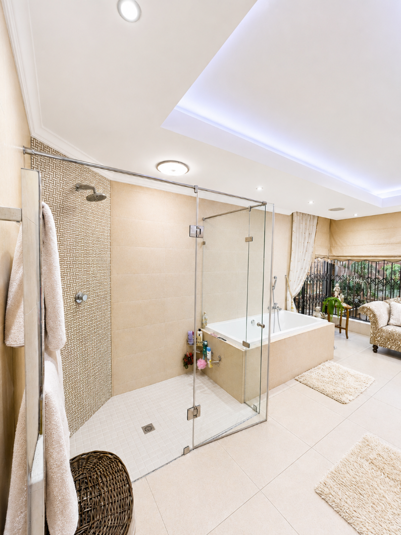 4 Bedroom Property for Sale in Wilkoppies North West